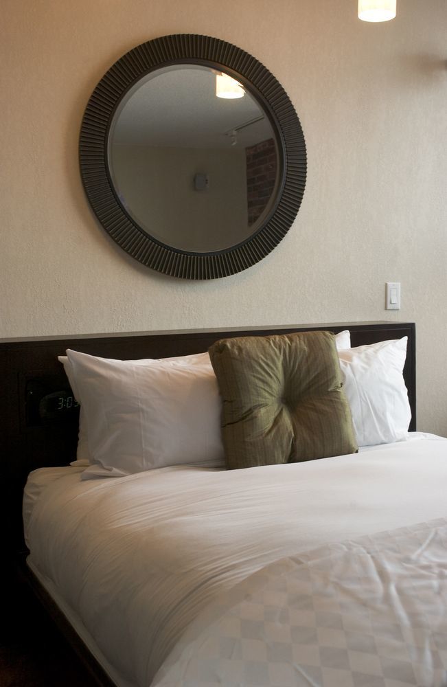 Twain 4* Peoria